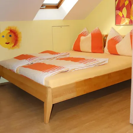 Weber Apartman